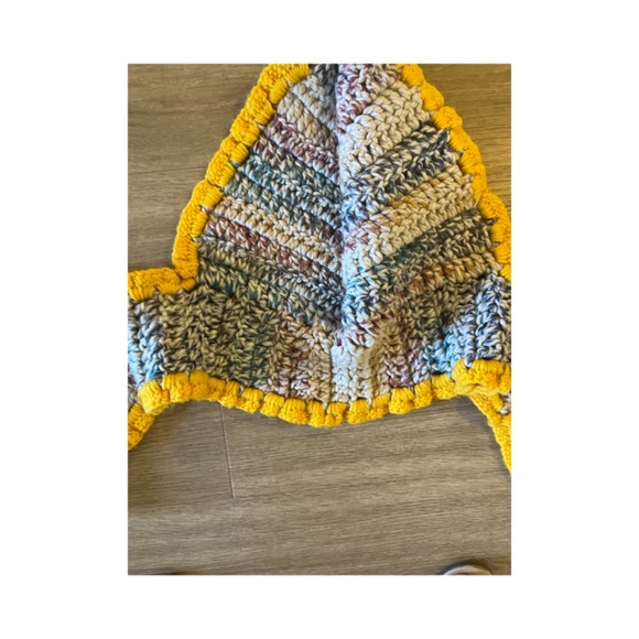 Hand Knit Crochet variegated cap scarf Vintage inspired winter snow hat - Picture 3 of 5